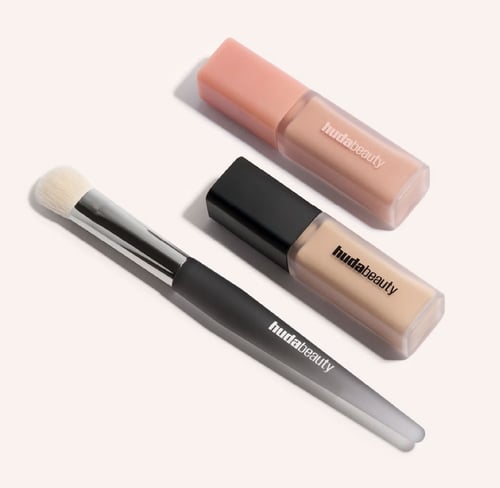 HUDA BEAUTY Undereye Buff Brush