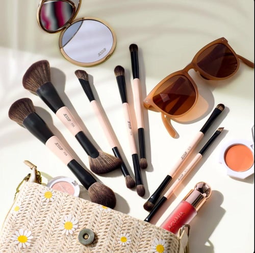 Duo-End Brush Versatility Collection (Peach Dust)...