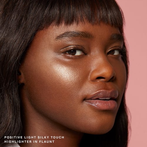 Positive Light Silky Touch Highlighter - Flaunt