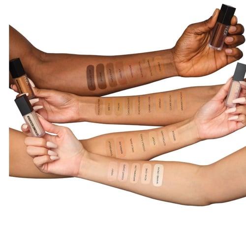 HUDA BEAUTY Concealer - 4.5 granola