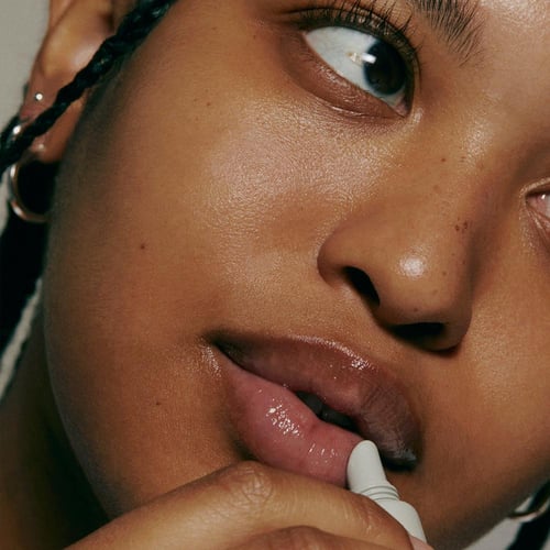 peptide lip treatment THE NOURISHING LIP LAYER - u...