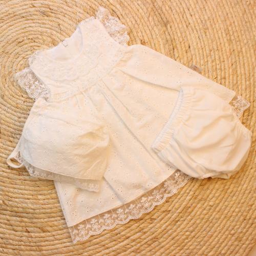 طقم فستان بناتي 3 قطع بقبعة فرنسية من الدانتيل