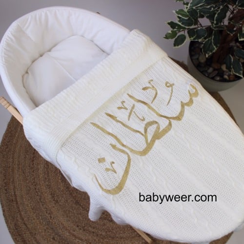 بطانية سرير مواليد بالاسم الالوان مختلفة