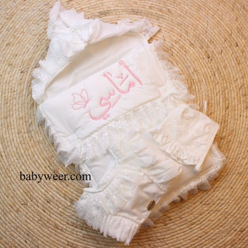طقم بناتي للمواليد إستقبال 3 قطع بالاسم