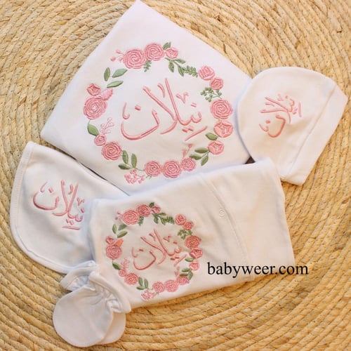 طقم مواليد بنات بتطريز الورد5 قطع