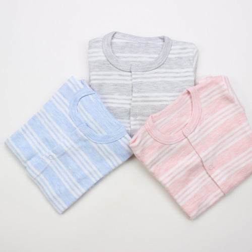 روب لحديثي الولادة مخطط