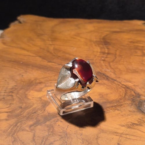 خاتم عقيق يماني كرزي مزعفر على صياغه حماده vip يدو...