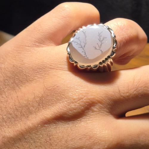 خاتم عقيق شجري طبيعي على صياغه بحرينية شغل اليدوية...