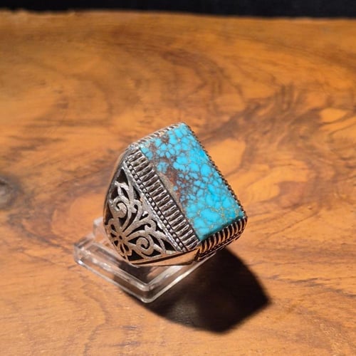 خاتم فيروزي