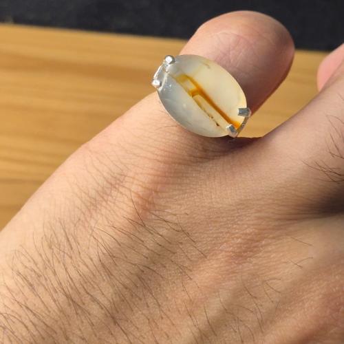 خاتم ملكي عقيق يماني مصور حرف A