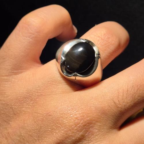 عقيق يماني جزاع على صياغة يدوية فاخرة