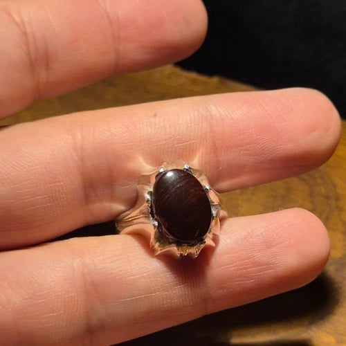 خاتم عقيق يماني كرزي على صياغة الفاخرة