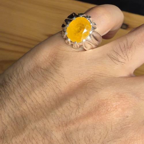عشاق الفخامة والاناقة خاتم ياقوت اصفر فاخر صياغة ح...
