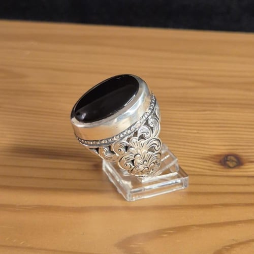 خاتم عقيق يماني جزاع اسود