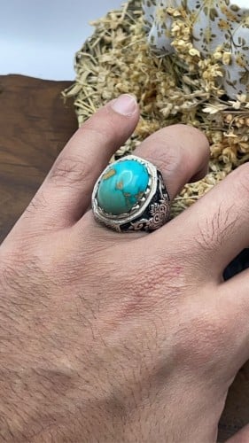 خاتم فيروزي نشابوري بعروق الذهبية