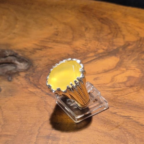 خاتم عقيق يماني قص مميز على صياغة يدوية الفاخرة