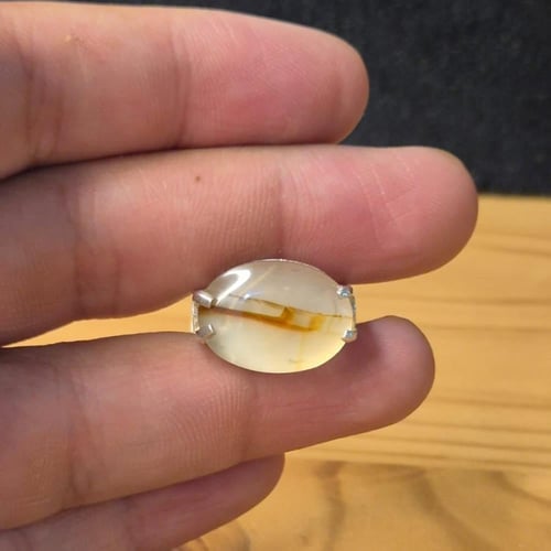 خاتم ملكي عقيق يماني مصور حرف A