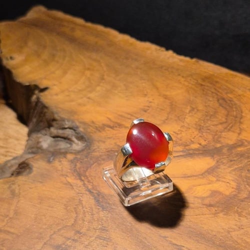 خاتم عقيق يماني على صياغه فاخرة