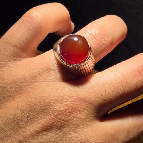 خاتم عقيق يماني قص دائري مميز يدوي فاخرة