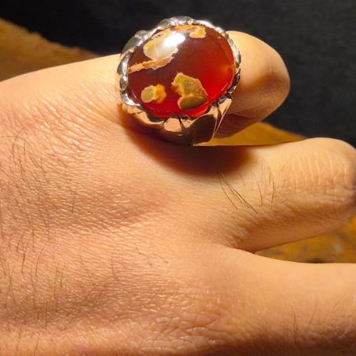 خاتم عقيق يماني مميز على صياغة يدوية فاخرة