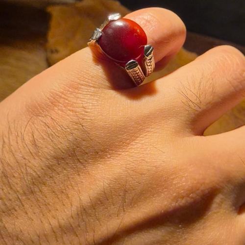 خاتم عقيق يماني قص دائري صياغه نجرانية يدوية