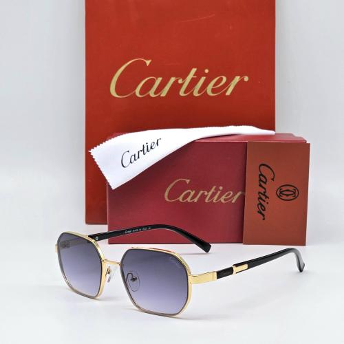 نظارات كارتير مع الملحقات