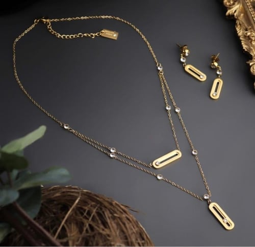 سلسال مع حلق مع الملحقات