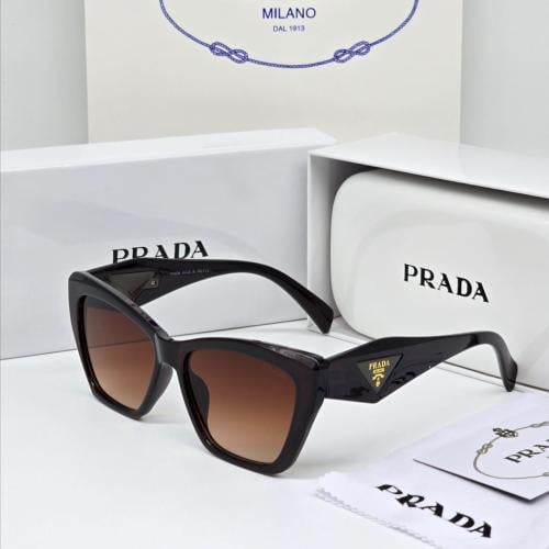 نظارات براداء مع الملحقات