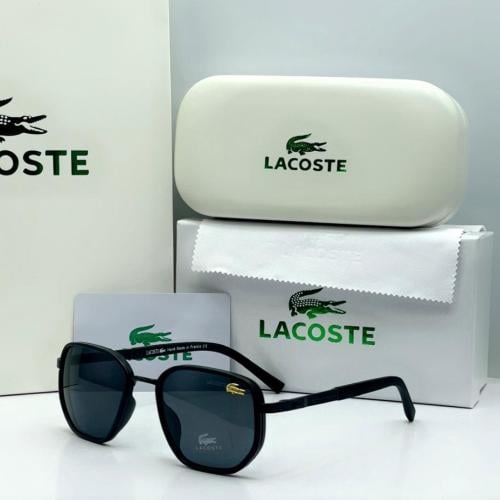 نظارات لاكوست مع الملحقات