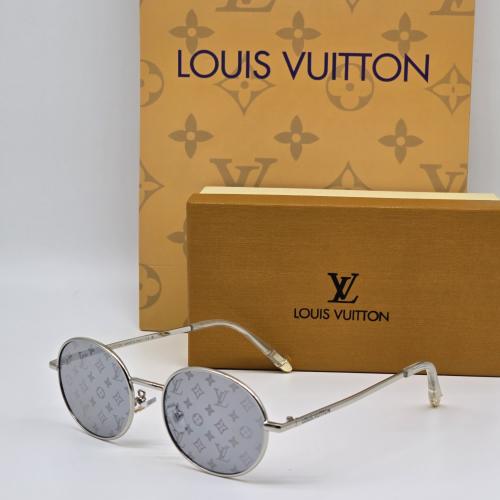 نظارات لويس فيتون مع الملحقات