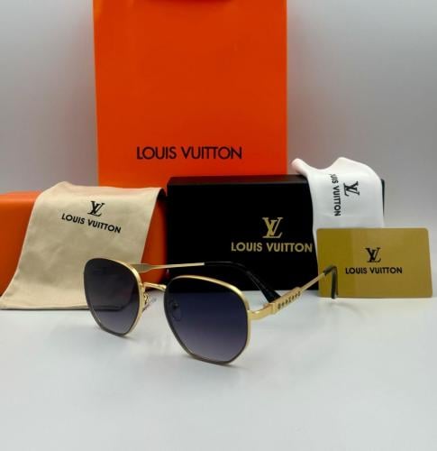 نظارات لويس فيتون مع الملحقات