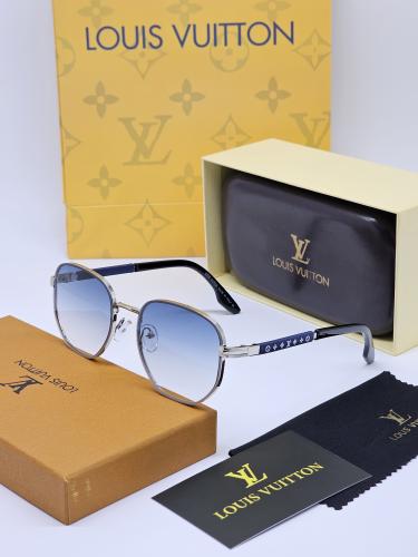 نظارات لويس فيتون مع الملحقات