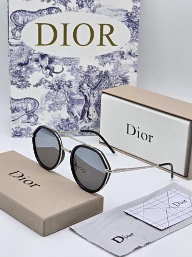 نظارت ديور مع الملحقات