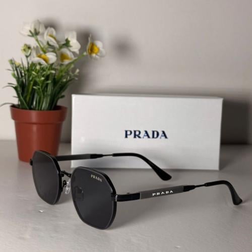 نظارات برادا