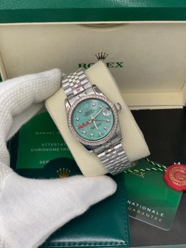 ساعات رولكس نسائي بطاريه مع ملحقات عاديه