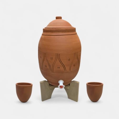 ترمس فخار طبيعي لمياه الشرب مع قاعده