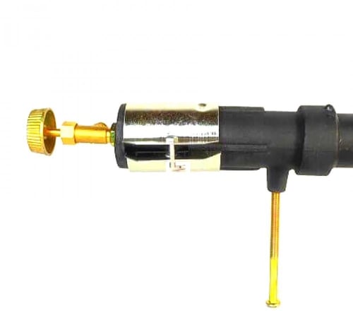 مركب غاز مثلث كبير مزود بماصوره طويله لا ستخدام ال...