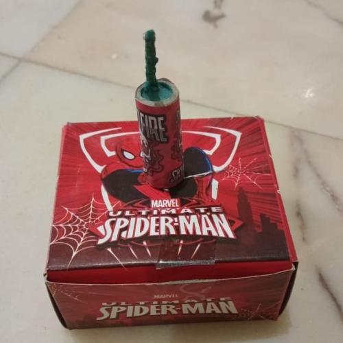 طراطيع سبايدر مان اصلية بالحبة ليس علبة