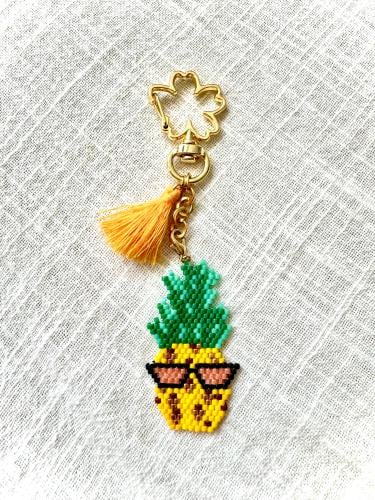 تعليقة مفاتيح وشنط أناناس