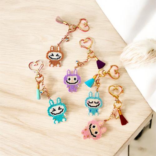 تعليقة مفاتيح وشنط لابوبو