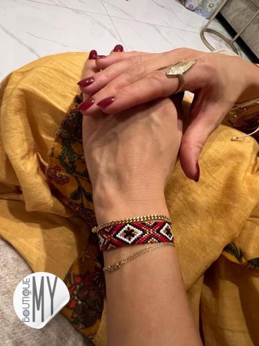 اسورة احمر واسود