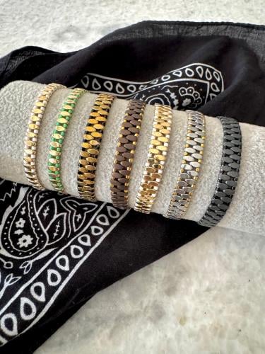 اساور الهيماتيت