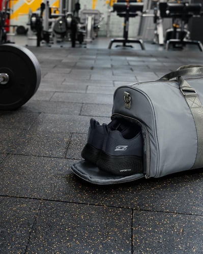 حقيبة رياضية فاخرة من لانسي (رصاصي)