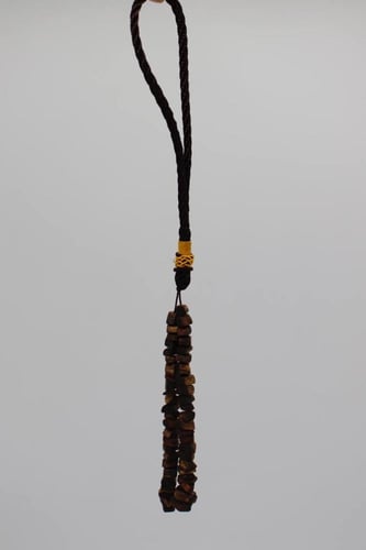 تعليقة عود السيارة