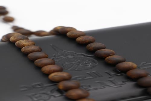 سبحة العود الفاخرة ١٠ مل