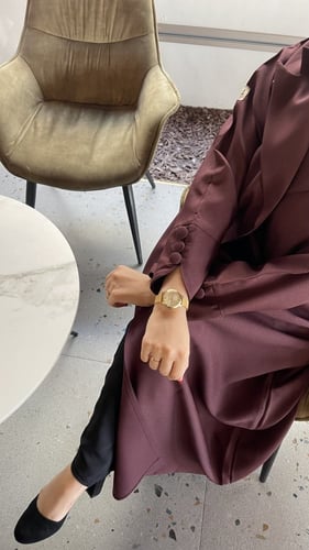 عباية قَمـرا / عنابي