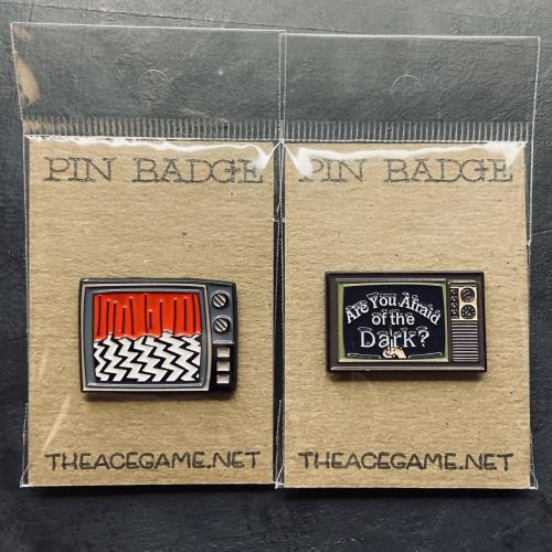 بروش فلم رعب كلاسيك Pin Badge Classic TV