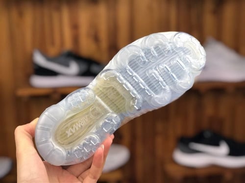 Nike AirVapormax flyknit Cream Light