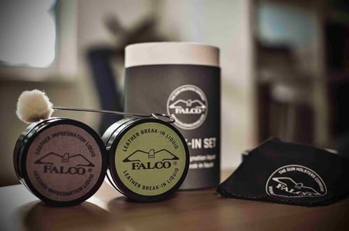 طقم سائل تليين وزيت تشريب الجلد من فالكو O202