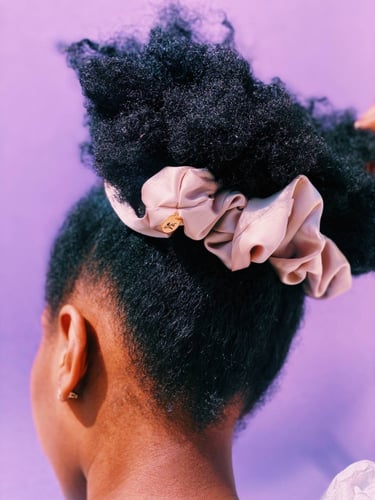 ربطات شعر ساتان ناعم درجة اولى حجم جامبو متوفره بل...